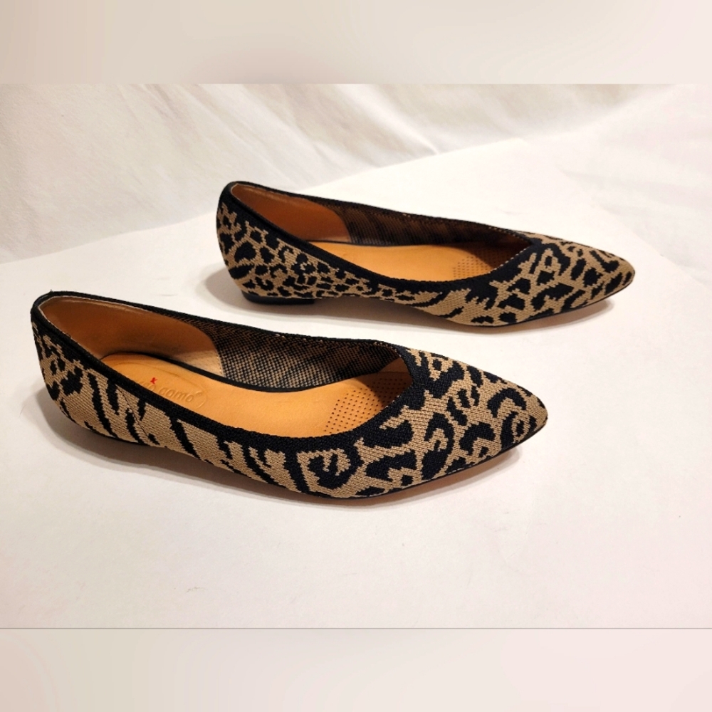 CORSO COMO Women's 6 1/2 M  Flats shoes